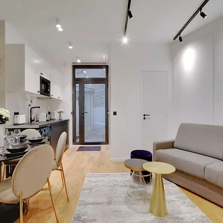 Stunning Apartment- 2br 6p - Pigalle - Opera Appartement *